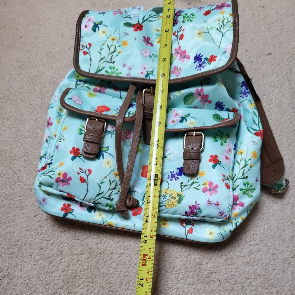 Floral Backpack NWT! - Picture 5 of 5